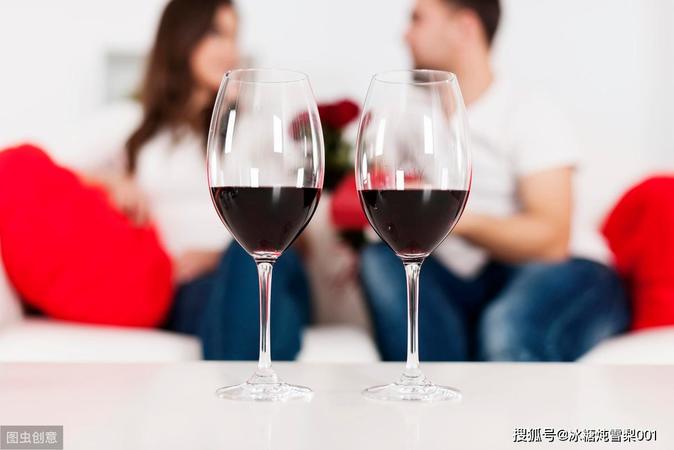 餐后喝紅酒多久可以洗澡(喝紅酒后多長時間可以洗澡)