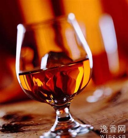 葡萄酒在什么溫度下飲用最佳,紅酒什么溫度喝最養(yǎng)生