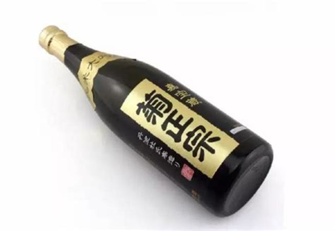 怎么樣看一個(gè)人的酒品,一個(gè)人值不值得深交