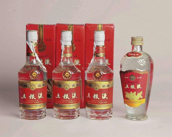 小曲清香型白酒發(fā)酵缸(小曲清香型白酒的發(fā)酵容器)