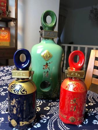 武陵酒30年上醬價(jià)格(武陵酒上醬30年多少錢)