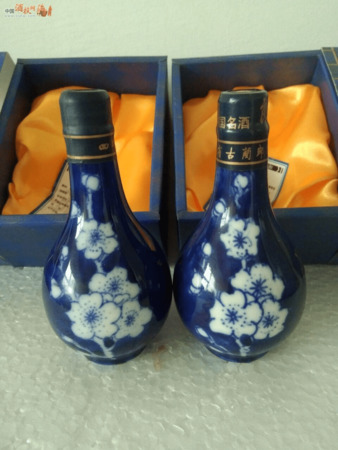 泥坑青花10酒的價(jià)格(泥坑青花10酒多少錢)