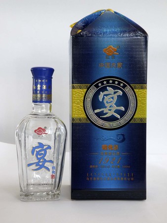 水之藍(lán)酒多少錢一瓶(水之藍(lán)白酒多少錢一瓶)