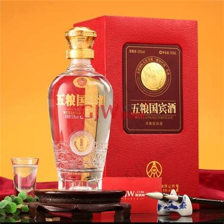 茅臺(tái)酒廠的酒怎么樣啊好喝嗎,茅臺(tái)鎮(zhèn)的酒好喝嗎